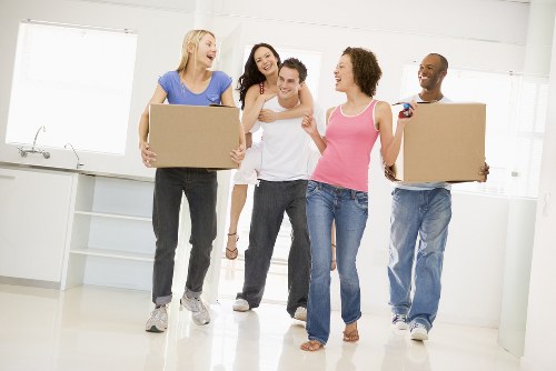 Moving truck service for a Twickenham home relocation